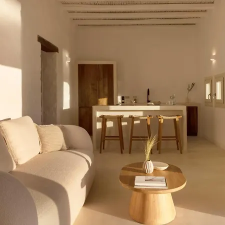 Villa Fos Residences *