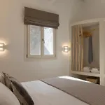 Villa Fos Residences *