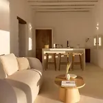 Villa Fos Residences *